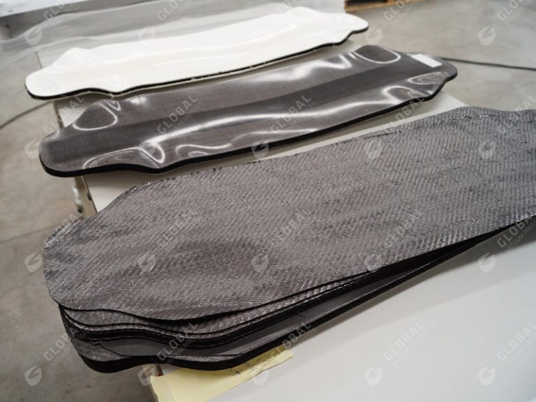 Carbon fibers skateboard